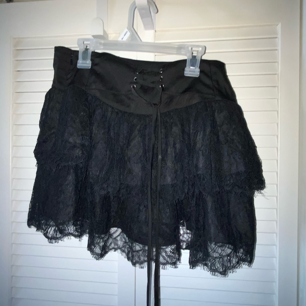 Bebe skirt XS